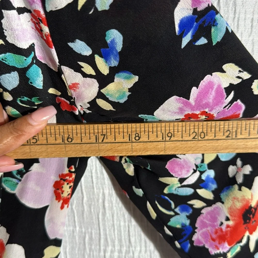 YUMI Kim Floral Silk Romper‎ size small